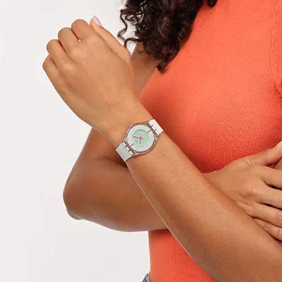 Swatch Skin Classic Biosourced OWN YOUR TIME SS08K124