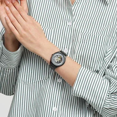 Swatch Skin Irony 42 TRAIN THE HANDS SS07B113G