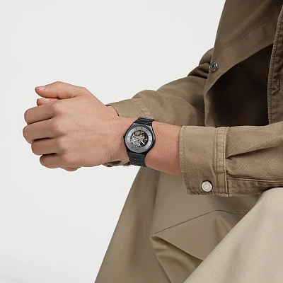 Swatch Skin Irony 42 TRAIN THE HANDS SS07B113G