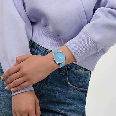 Swatch Skin Irony IRIDESCENTLY BLUE SYXS164