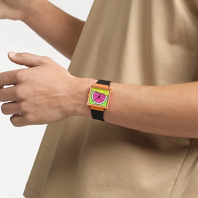 Swatch Square Bioceramic WHAT IF BREAK FREE BREAKS Keith Haring SO34Z101