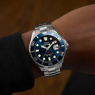 Timex Deepwater Meridian 200 44mm Stainless Steel Bracelet TW2W81900