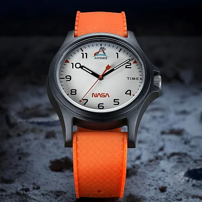 Timex Main Street NASA Artemis 40 mm Silicone Strap TW2Y13000
