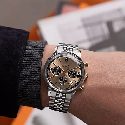 Timex Marlin Chronograph Tachymeter 40mm Stainless Steel Bracelet TW2W60100
