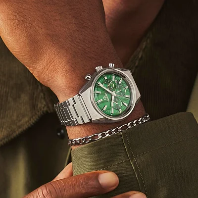 Timex Q Timex Falcon Eye Chronograph 40mm Stainless Steel Bracelet TW2W33600
