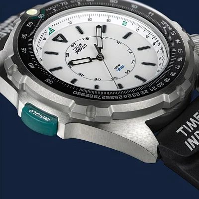 Timex 1995 Intrepid Reissue 46mm Synthetic Rubber Strap Indiglo TW2Y05800