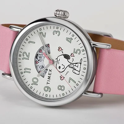 Timex Standard x Peanuts Snoopy Valentine