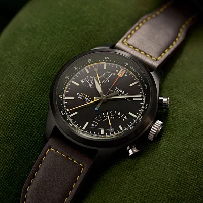 Timex Waterbury Ace Fly-Back Chronograph 43mm Leather Strap TW2Y70100