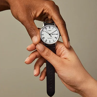 Timex Waterbury Classic 40mm Leather Strap Indiglo TW2W15000