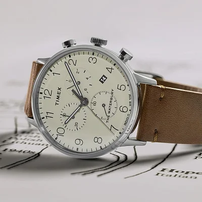 Timex Waterbury Classic Chronograph 40mm Leather Strap Indiglo TW2W50900