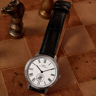 Timex Waterbury Metropolitan Sub-Second 39mm Leather Strap TW2Y23100