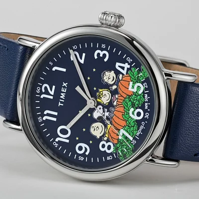 Timex Waterbury Standard Indiglo x The Peanuts TW2W72700