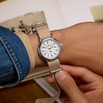 Timex Weekender 37mm Fabric Strap TW2Y09100