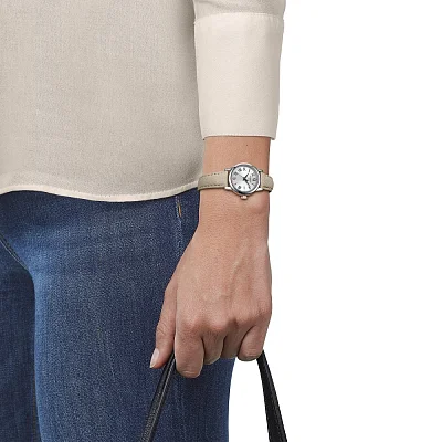 Tissot Classic Dream Lady Silver Dial T129.210.16.033.00