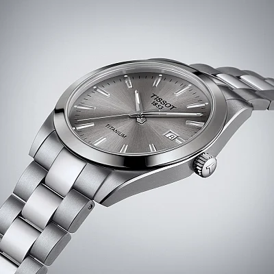 Tissot Gentleman Quartz Titanium T127.410.44.081.00