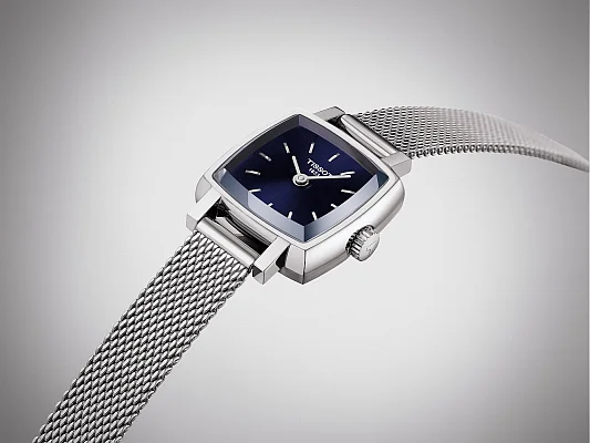 Tissot Lovely Square Mesh Blue Dial T058.109.11.041.00