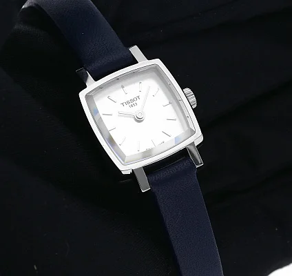 Tissot Lovely Square Silver Dial T058.109.16.031.00