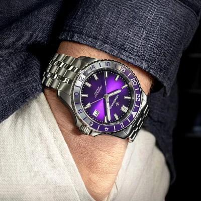 Venezianico Nereide 39 Automatico GMT Sansovino Bracelet Violet Dial 3521512S