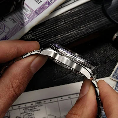 Venezianico Nereide 39 Automatico GMT Sansovino Bracelet Violet Dial 3521512S