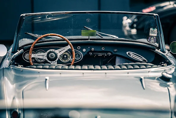 Frederique Constant Vintage Rally Healey FC-303WGH5B4