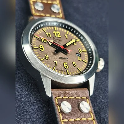 Xicorr Spark Light Brown Pilot X0722