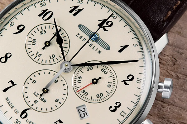 Zeppelin LZ129 Hindenburg Quartz Chrono ZE-7086-4