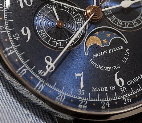Zeppelin LZ129 Hindenburg Quartz Moonphase ZE-7036-3