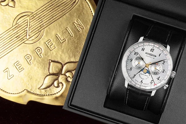 Zeppelin LZ129 Hindenburg Quartz Moonphase ZE-7036-1