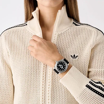 adidas Originals Discoverer One AOSY25021