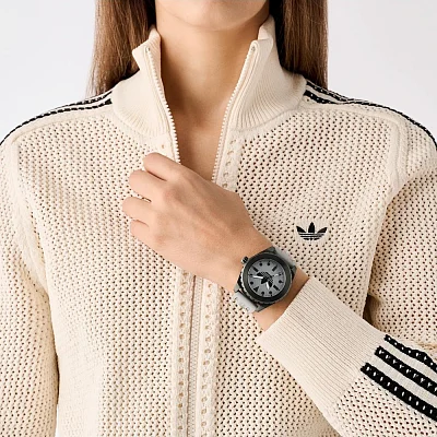 adidas Originals Discoverer One AOSY25023