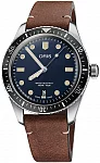 Divers Sixty-Five