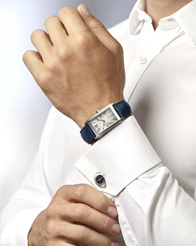 Longines Dolce-Vita na nadgarstku