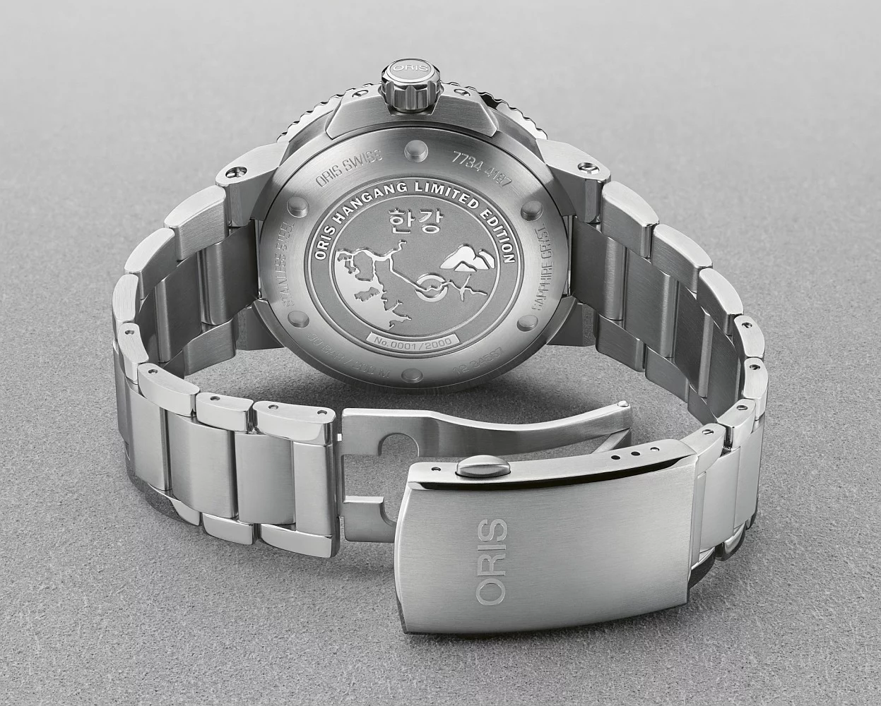 Oris Aquis II Small Second